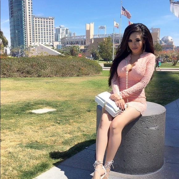 ❤️ 2022 UPDATE - MEET YOUR POSHER ❤️ - Picture 14 of 15